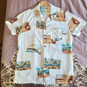 Aeropostale Resort Postcard Print Button-Front Shirt Size M